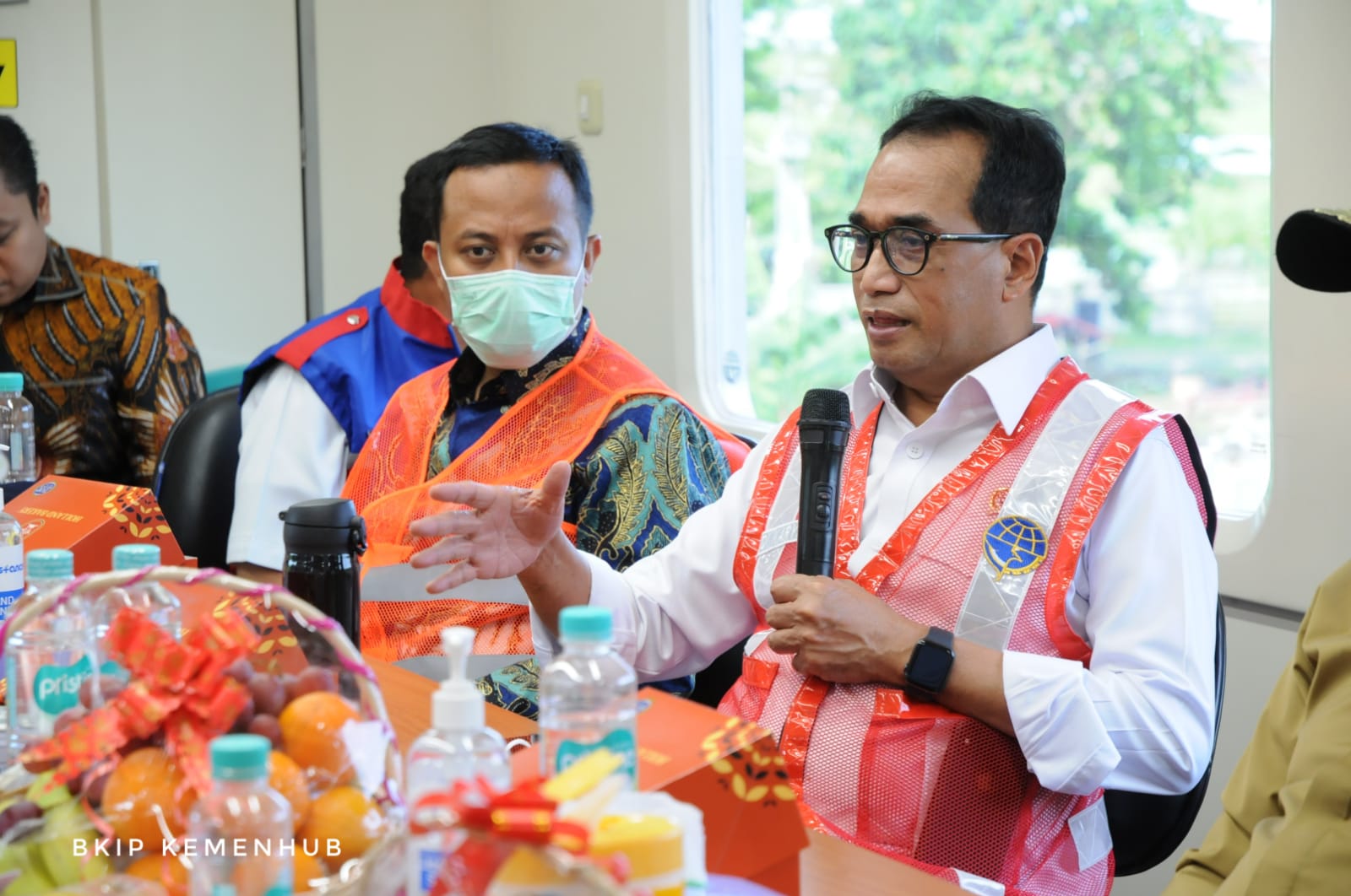 Menhub Budi Karya Sumadi Apresiasi dan Dukung Upaya Pemprov Ambil Alih Bandara Sorowako
