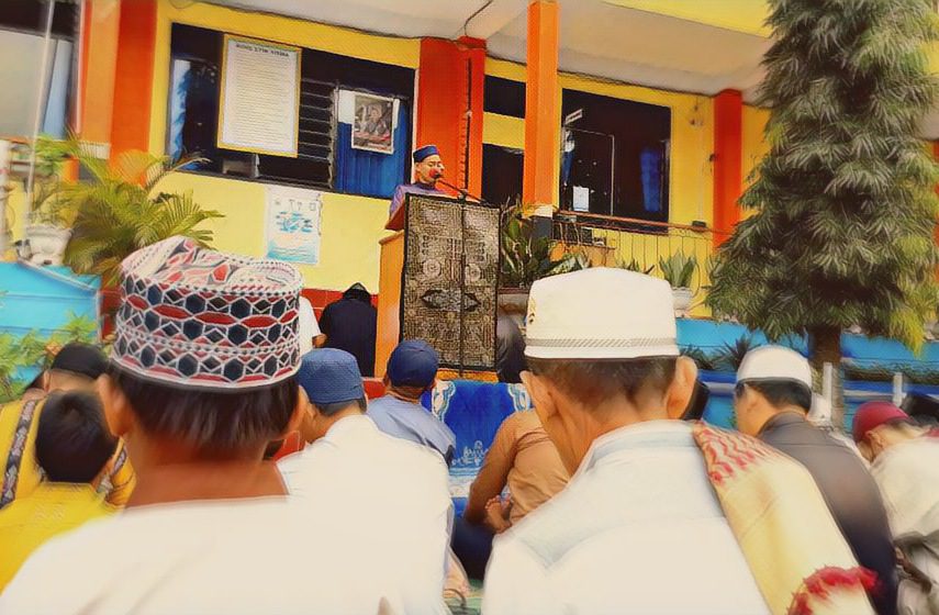 Warga Tokaluku Gelar Sholat Ied di Lapangan SMAN 5 Tana Toraja