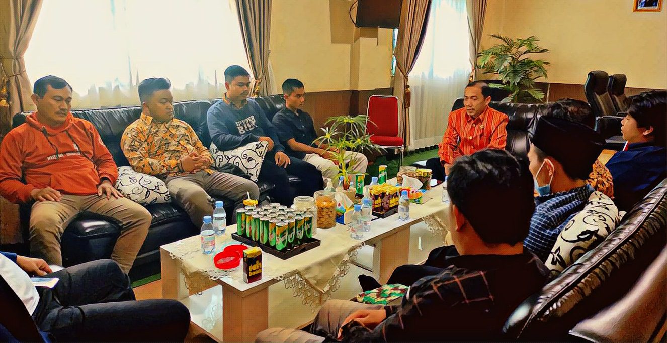 Sejumlah OKP Tana Toraja Sambangi Kantor Kemenag 2 Sejumlah OKP Tana Toraja Sambangi Kantor Kemenag