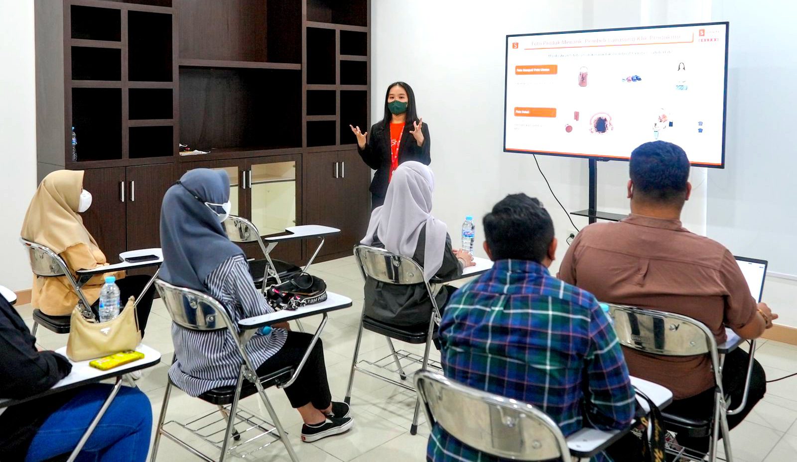 Resmikan Kampus UMKM Shopee, Gubernur Harap UMKM Sulsel Naik Kelas