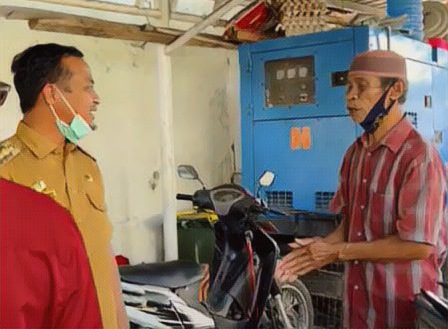 50 Tahun Mengabdi, Juru Masak Rujab Gubernur Dapat Surprise Motor dari Andi Sudirman