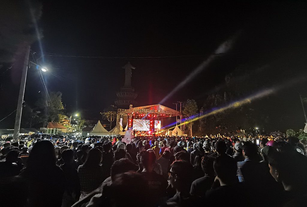 Toraja Carnaval 2022 Jadi Magnet, Buntu Burake Disesaki Ribuan Pengunjung 13 Toraja Carnaval 2022 Jadi Magnet, Buntu Burake Disesaki Ribuan Pengunjung