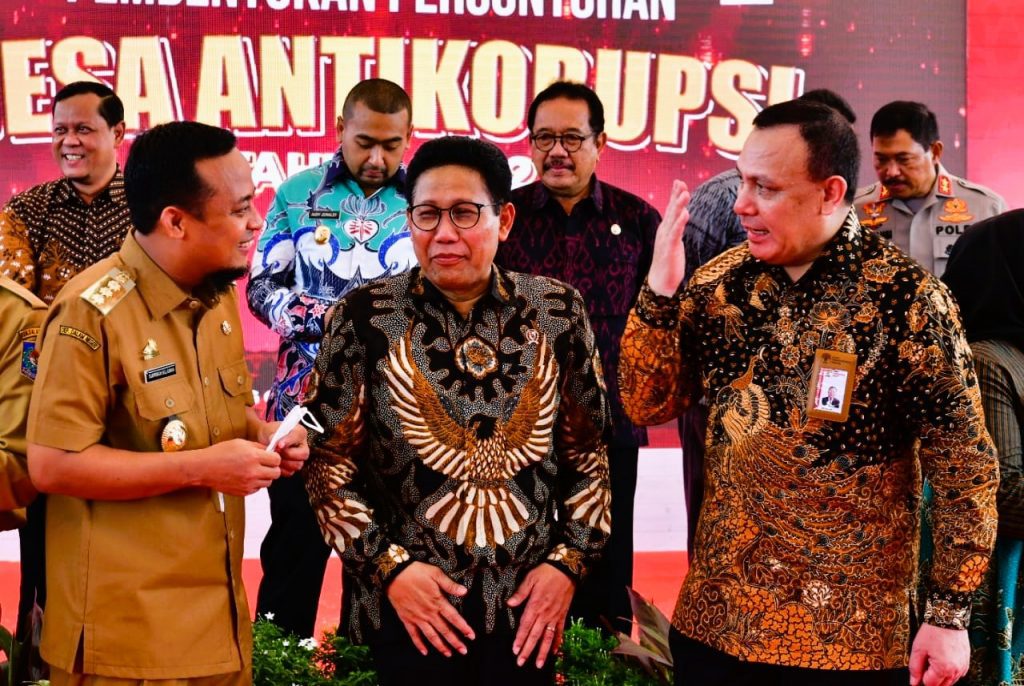 Desa Adalah ‘Miniatur’ Indonesia, Gubernur Andi Sudirman Dukung Pembentukan Percontohan Desa Anti Korupsi