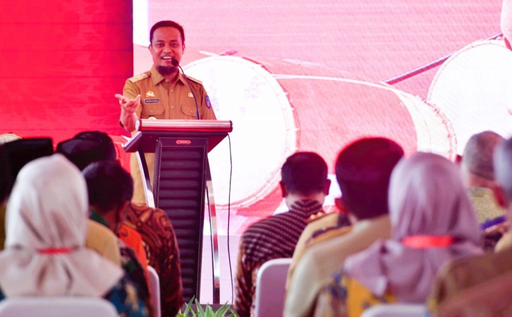 Desa Adalah ‘Miniatur’ Indonesia, Gubernur Andi Sudirman Dukung Pembentukan Percontohan Desa Anti Korupsi