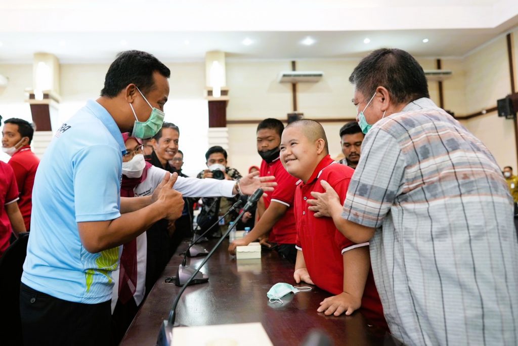 39 Disabilitas Intelektual Siap Berlaga di Semarang, Gubernur Lepas Kontingen SOIna Sulsel