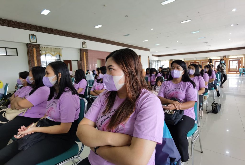 Paduan Suara Wanita Tana Toraja Wakili Sulsel Pada Pesparawi Nasional ke-13 di Yogyakarta