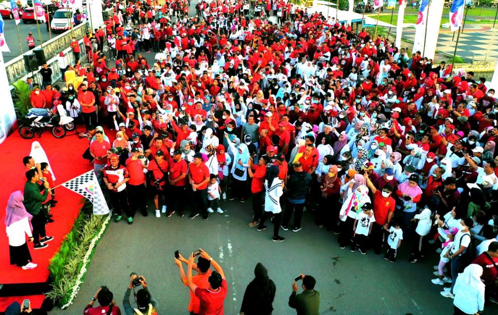 Gubernur Galakkan “Gerakan 10.000 Langkah Per Hari” Bagi Pegawai Lingkup Pemprov Sulsel