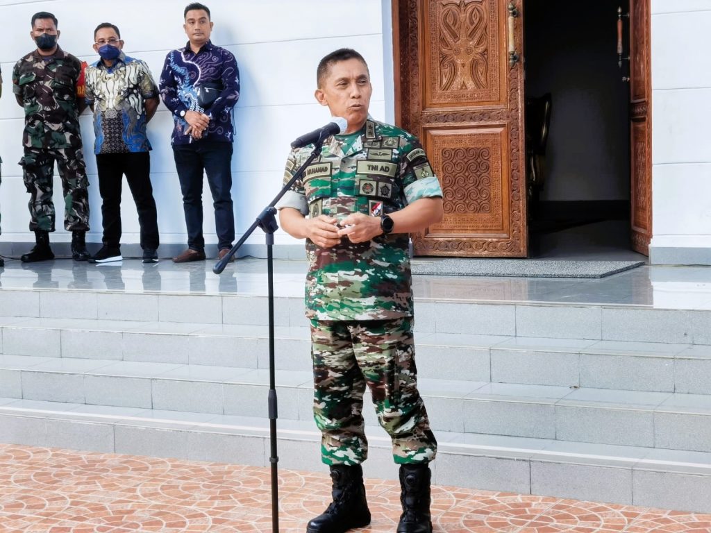 Gereja dan Masjid Dibangun Berdampingan di Toraja Buat Pangdam Terkagum-kagum