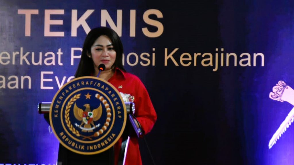 Eva Stevany Rataba Buka Bimtek Pentingnya Branding untuk Perkuat Promosi Kerajinan Daerah