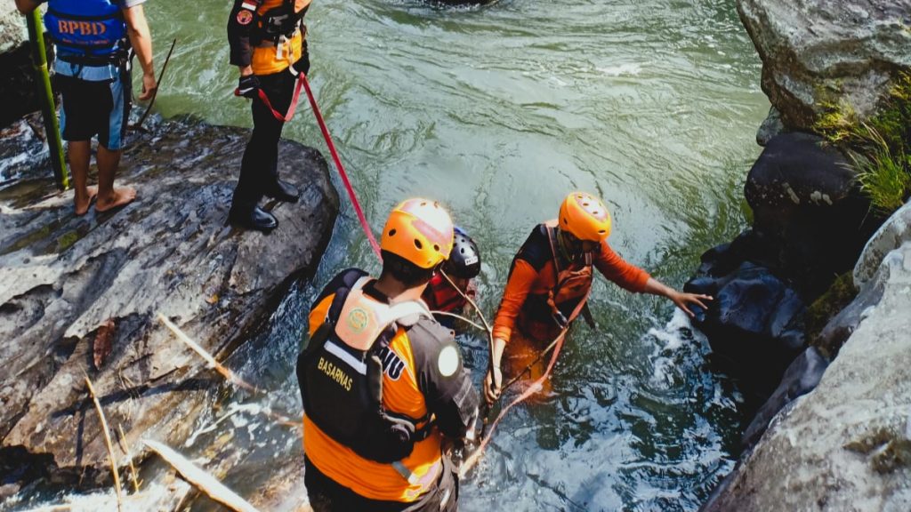 Sempat Dinyatakan Hilang, Mahasiswa UKI Toraja yang Tengelam di Sungai Akhirnya Ditemukan