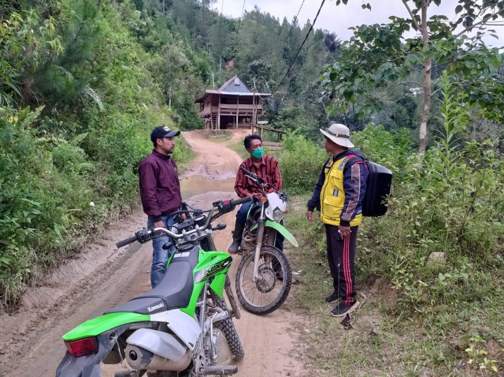Pasca Terima Aspirasi Masyarakat Simbuang-Mappak, Gubernur Terjunkan Tim Tinjau Jalan Rusak