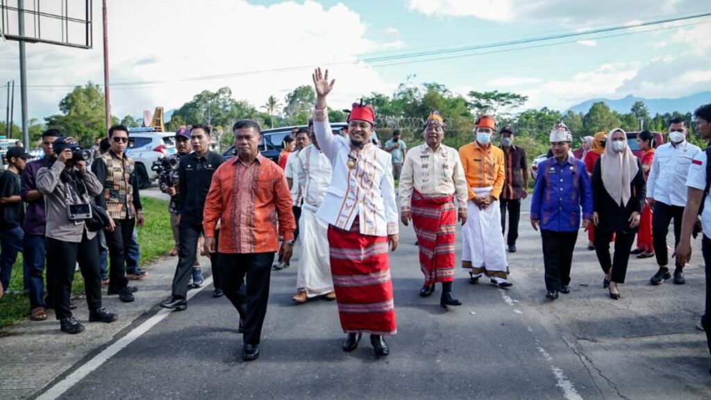 Gubernur Andi Sudirman Resmikan Ruas Batupapan-Bandara Pongtiku-Batas Torut, Tuntaskan Penanganan Sepanjang 9,1 KM