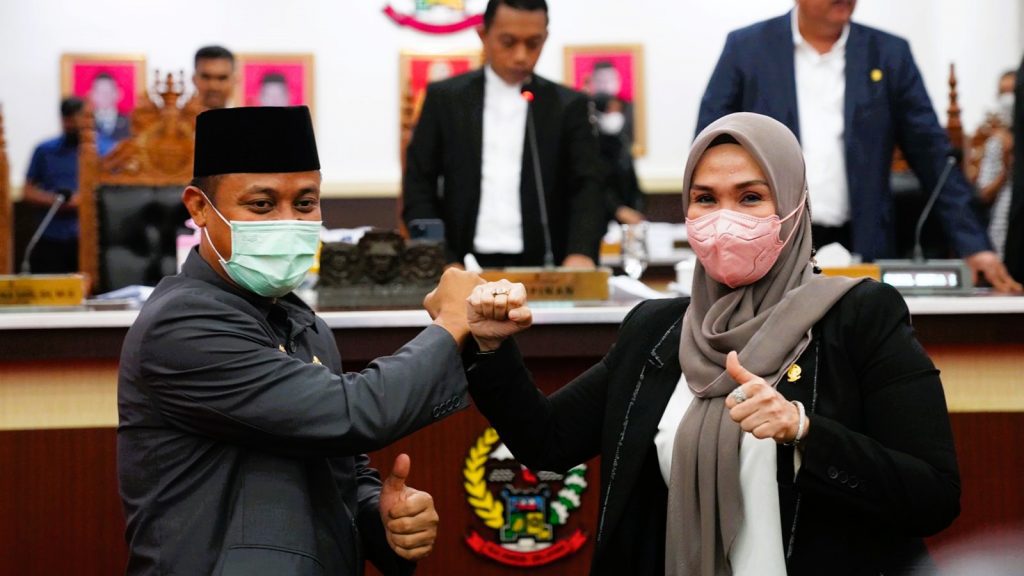 Gubernur – DPRD Sulsel Teken Nota Kesepakatan KUA-PPAS TA 2023
