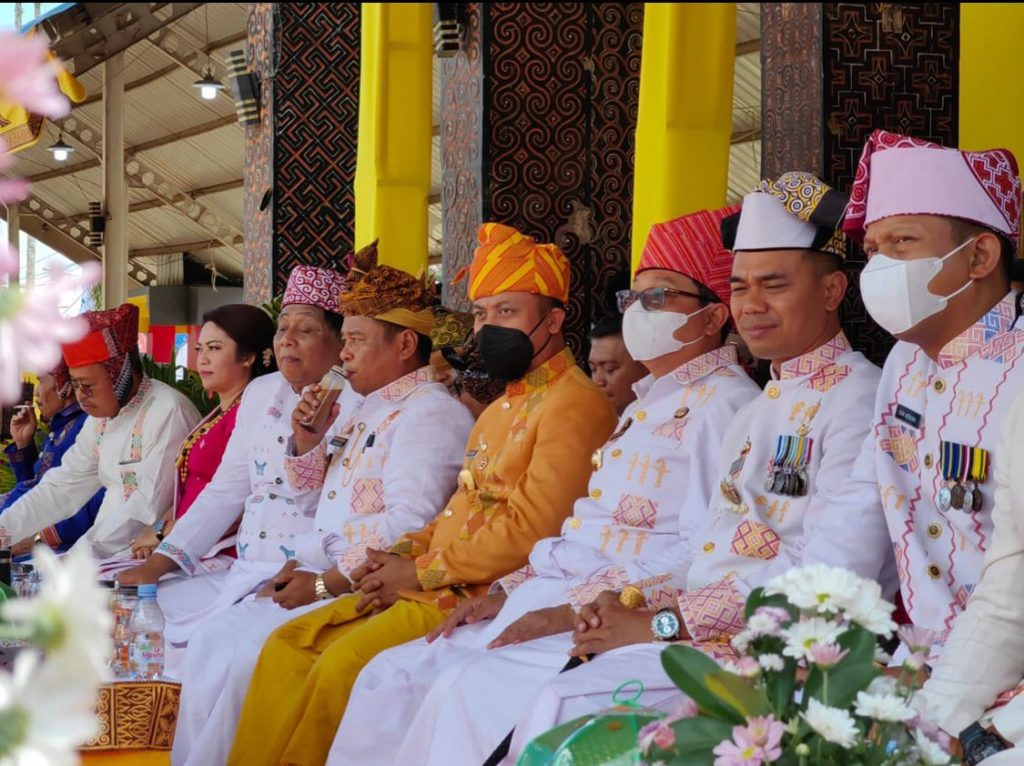 Puncak HUT ke 14 Toraja Utara, Bupati Ombas Minta ‘Banyak’ ke Gubernur Sulsel