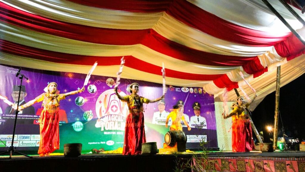Lomba Tari Kreasi dan Folk Song Magical Toraja Sukses Tarik Perhatian Warga Makale