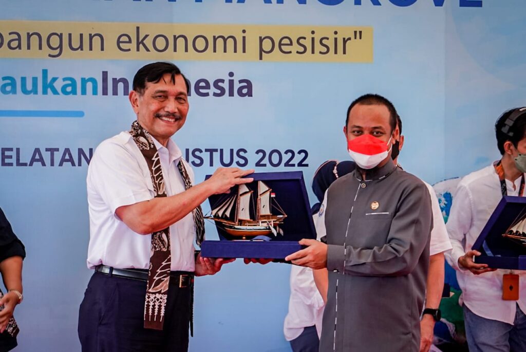 Program Prioritas Gubernur, DKP Sulsel Telah Tanam 1,7 Juta Batang Mangrove