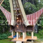 Uniknya Lumbung Tiga Longa yang Dibangun Mayjen Pieter Sambo di Toraja