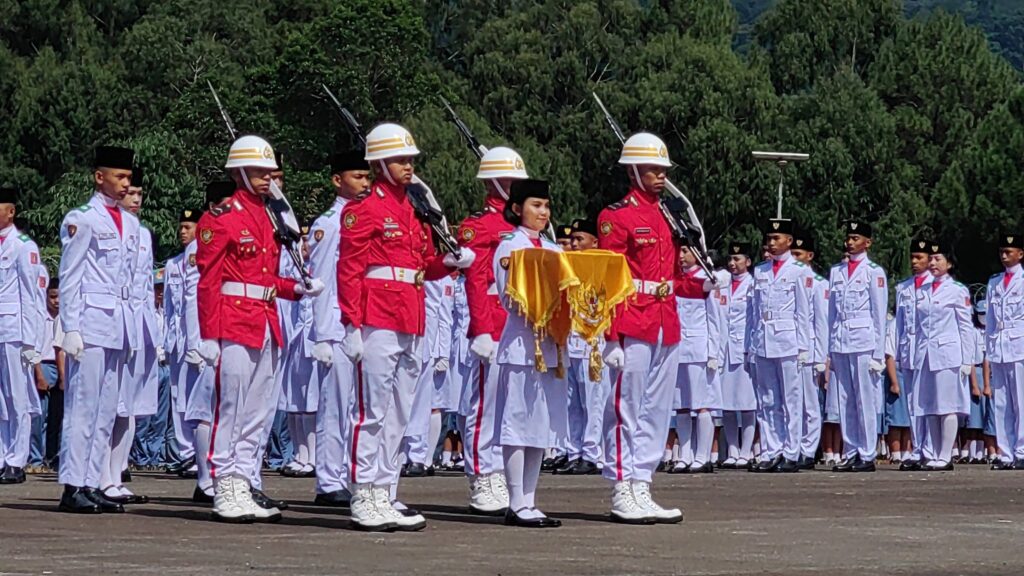 Upacara Peringatan HUT ke-77 Kemerdekaan Republik Indonesia di Tana Toraja 5 Upacara Peringatan HUT ke-77 Kemerdekaan Republik Indonesia di Tana Toraja