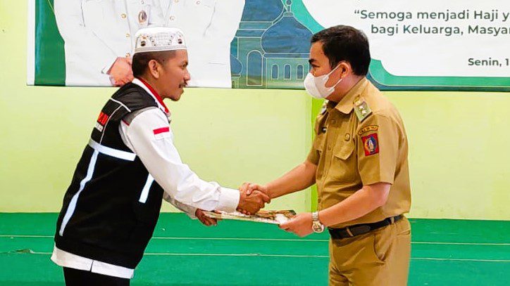 Disambut Wakil Bupati, 17 Jamaah Haji Tana Toraja Kembali dari Tanah Suci Makkah