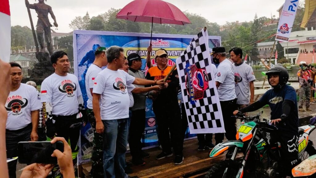 Rider Se-Nusantara Jelajah Bumi Lakipadada