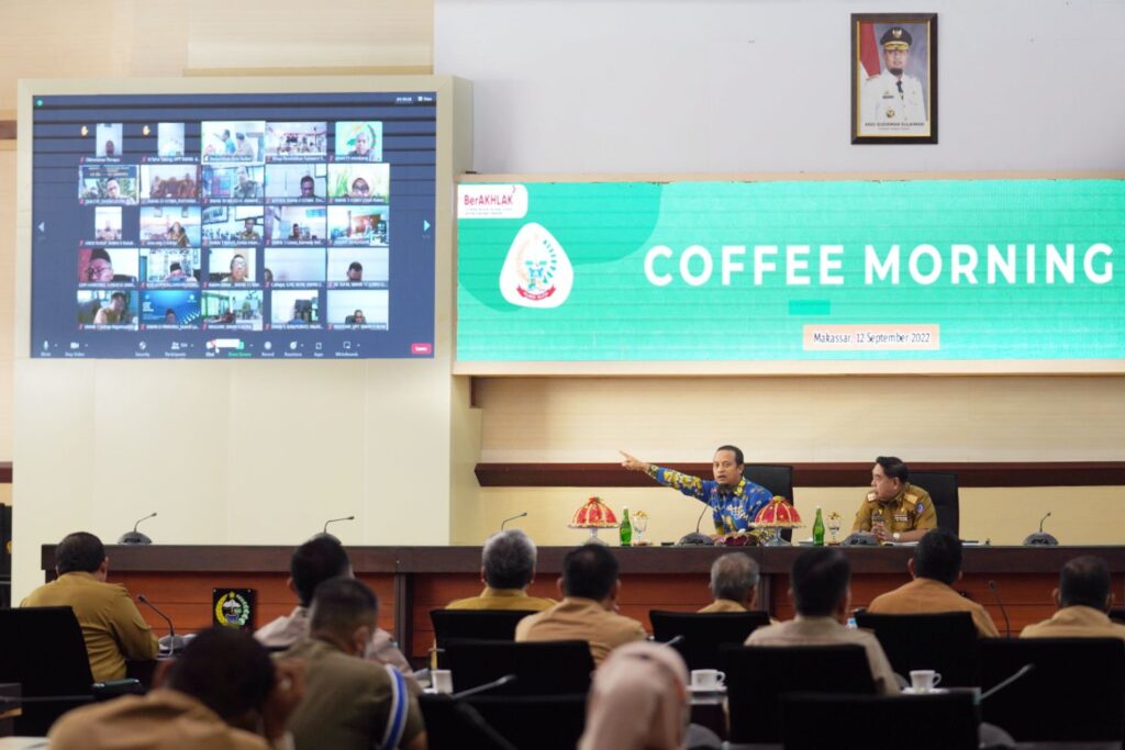 Gubernur Andi Sudirman Perkenalkan Aplikasi Sipeka untuk Penilaian Kepala Sekolah