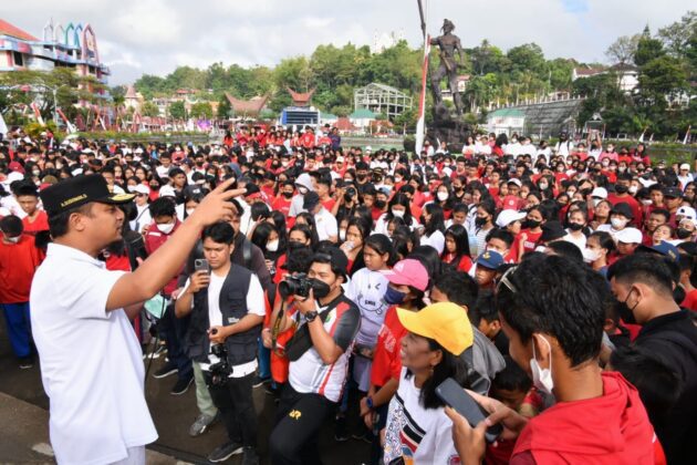 Ribuan Warga dan Pelajar di Tana Toraja Meriahkan Sulsel Anti Mager