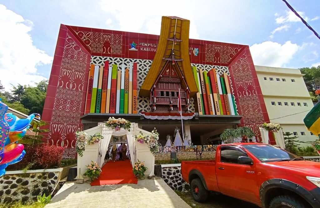 Gedung Perpustakaan Rp 8,9 Miliar di Tana Toraja Jadi Tempat Nikahan