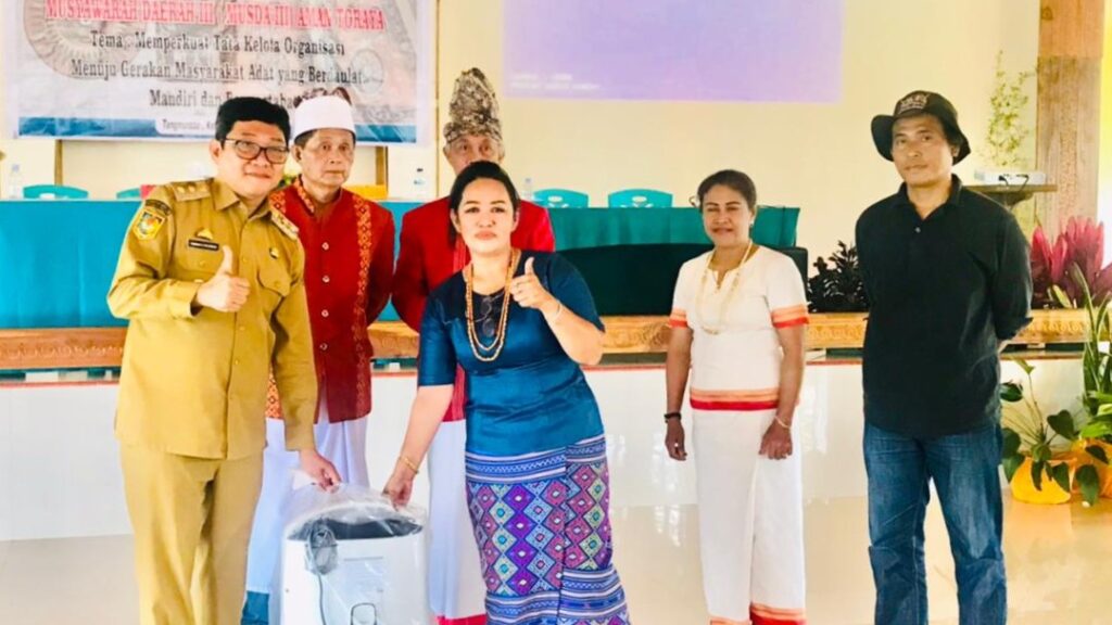 AMAN Toraja Serahkan Empat Unit Oksigen Konsentrator ke Pemkab Toraja Utara