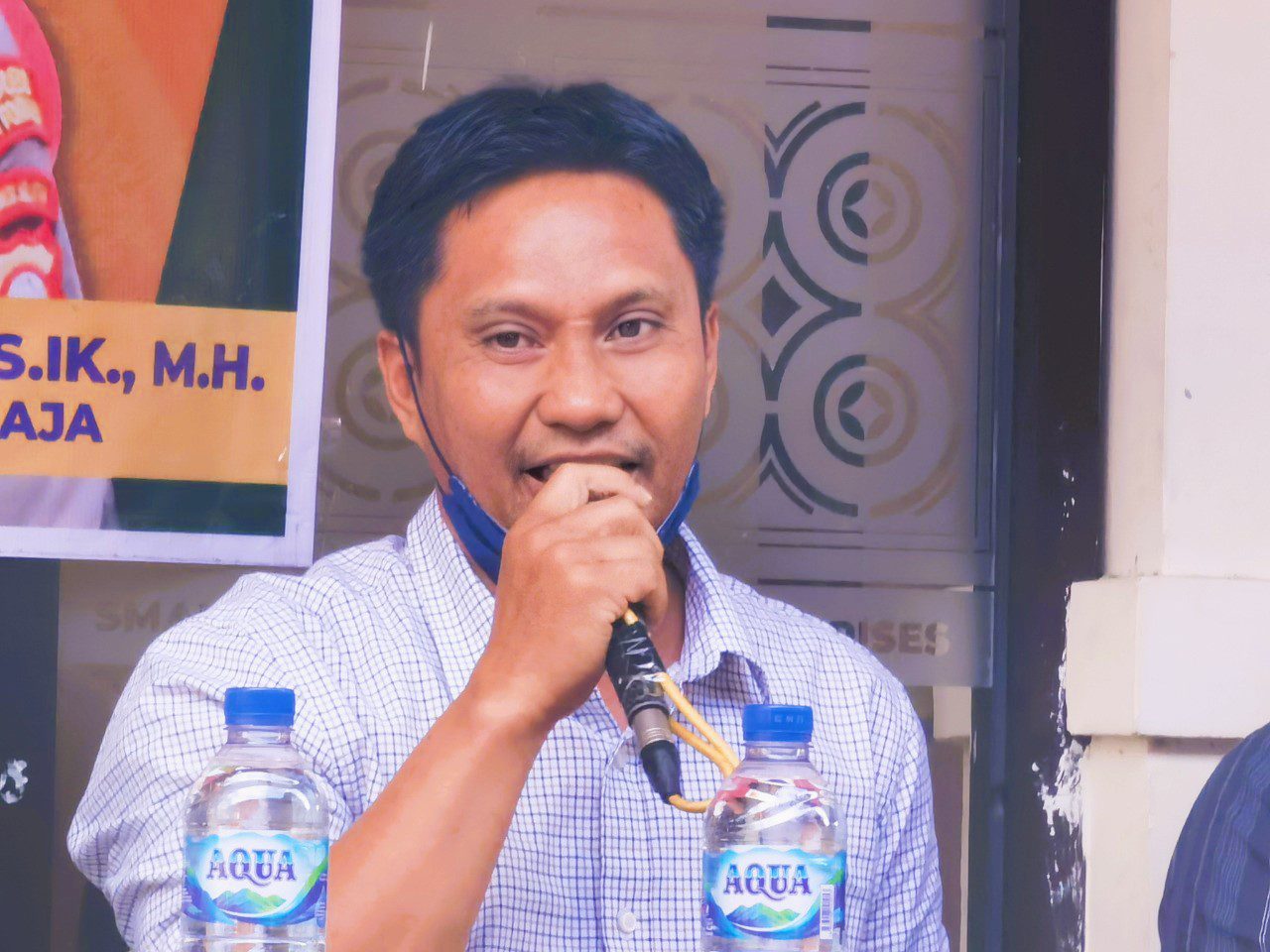 Polisi Tangkap Dua Petugas PLN Gadungan di Tana Toraja 1 Polisi Tangkap Dua Petugas PLN Gadungan di Tana Toraja