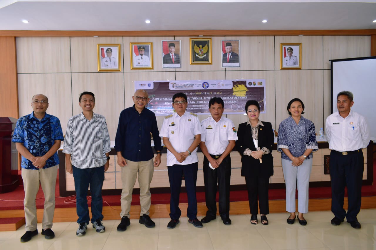 Dibuka Wabup Dedi Palimbong, Toraja and Beyond Festival 2022 Diawali 'NGOPI AJA' 3 Dibuka Wabup Dedi Palimbong, Toraja and Beyond Festival 2022 Diawali 'NGOPI AJA'