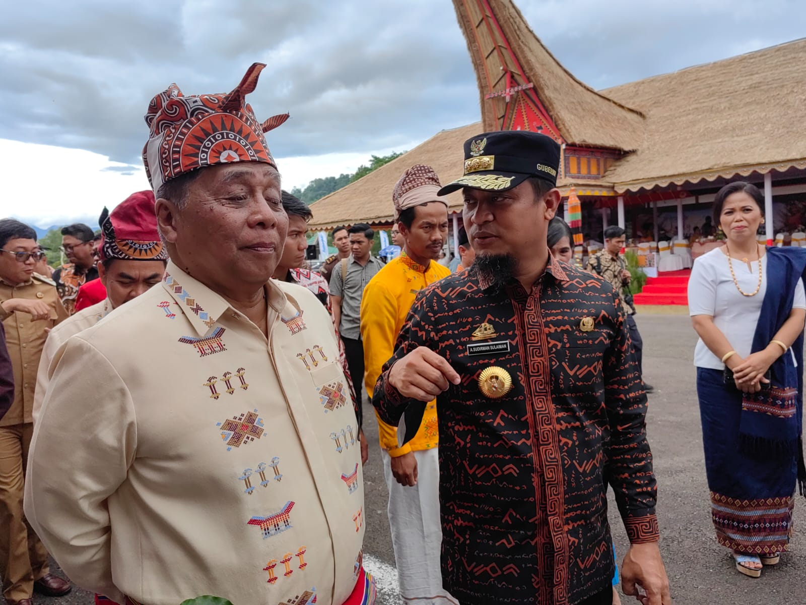Gubernur Andi Sudirman Minta Proyek Ollon Tuntas Juni 2023