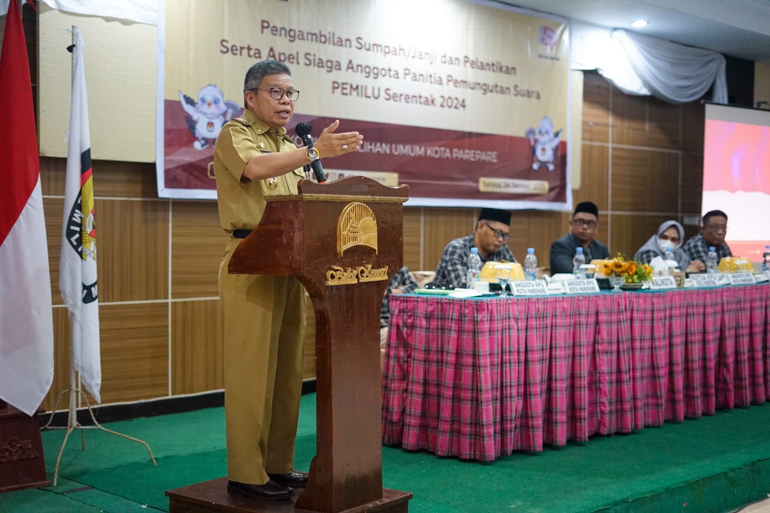 Wali Kota Parepare Minta Anggota PPS Bersinergi dengan Camat dan Lurah