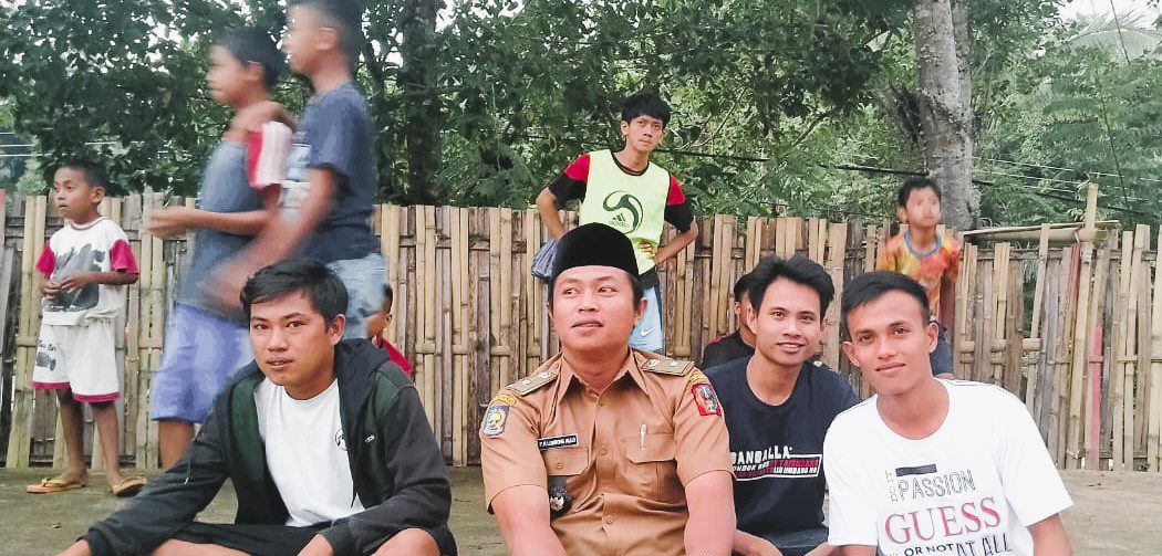 Ketua APDESI Tana Toraja Dirayu Sejumlah Parpol Maju Pileg 2024
