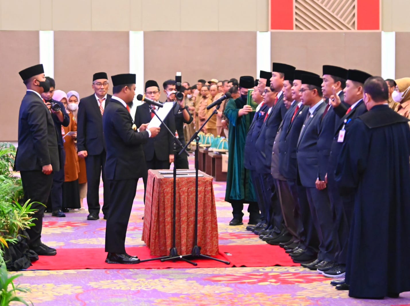Gubernur Andi Sudirman Lantik 10 Pejabat Eselon II Pemprov Sulsel