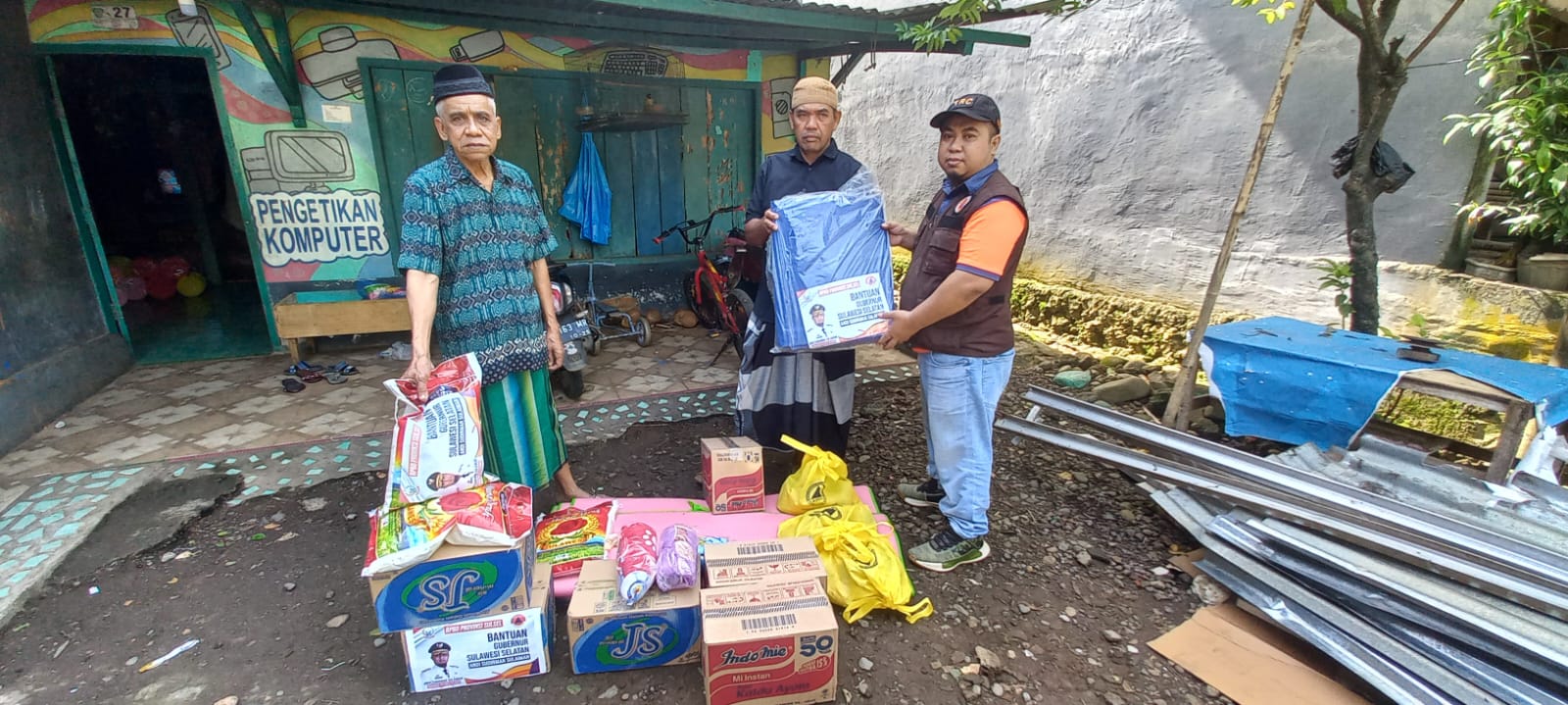Gubernur Sulsel Instruksikan Pemenuhan Bantuan ke Korban Terdampak Angin Kencang di Maros