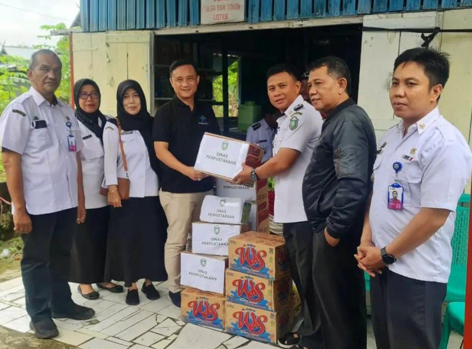 Dinas Perpustakaan Parepare Distribusikan Bantuan untuk Korban Banjir