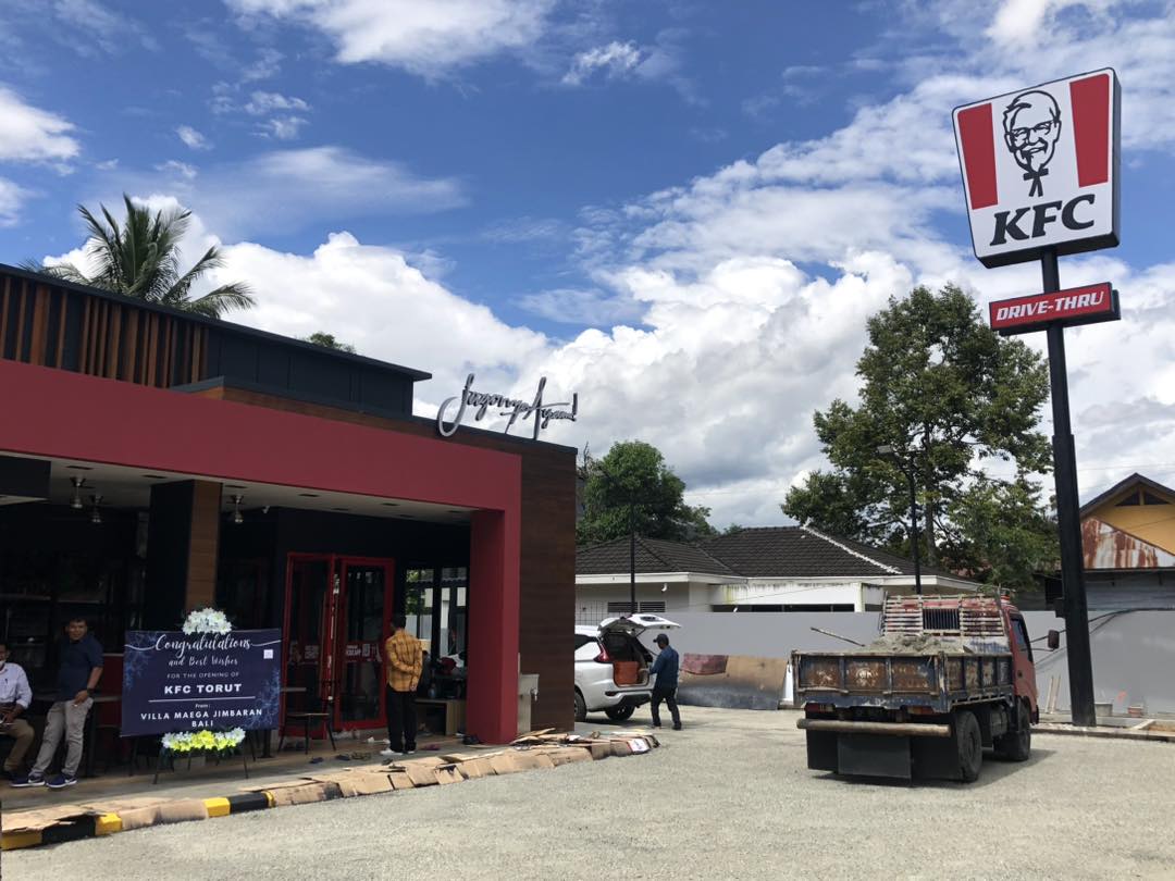 Ombas Sanjung Sumbangan PAD KFC Toraja Utara, Tapi Kritisi Ketersediaan Lahan Parkir