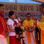 Peringatan Injil Masuk Toraja, 110 Anak Dibaptis Bersamaan 