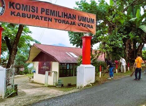 Timsel Umumkan 33 Nama Calon Anggota KPU Toraja Utara Lolos Berkas