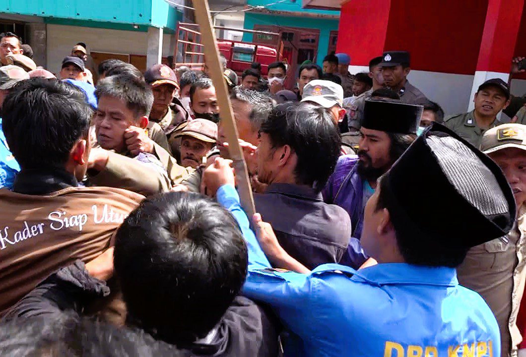 Kesepakatan Batal, KNPI Toraja Utara Dipaksa Tinggalkan Gedung Pemuda