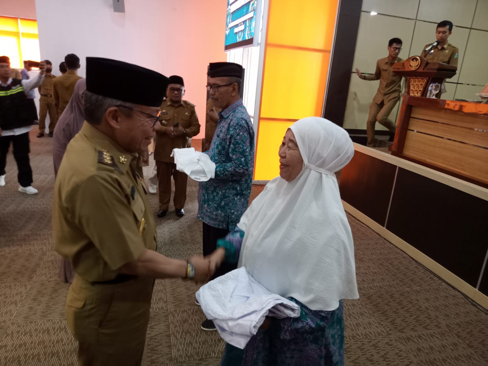 Wali Kota Parepare Lepas 125 CJH, Taufan : Tinggalkan Urusan Duniawi!