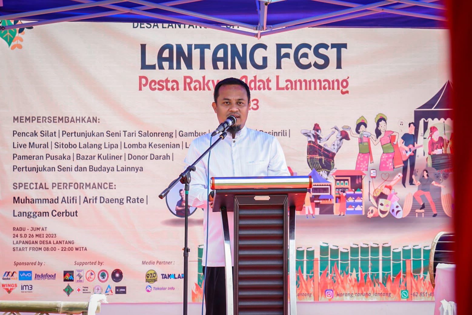 Buka Pesta Rakyat Adat Lammang, Gubernur Andi Sudirman : Antusias UMKM, Geliatkan Ekonomi