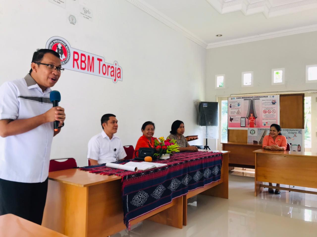 Deputi II Staf Presiden Didampingi Ketum BPS Gereja Toraja Kunjungi RBM Tangmentoe