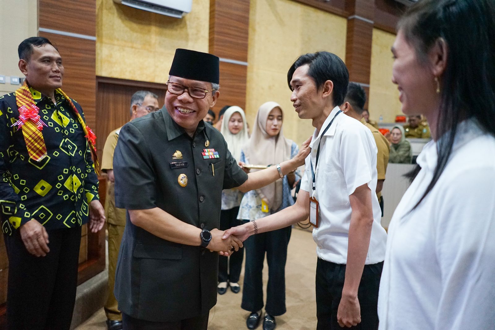 Taufan Pawe Ungkap Pentingnya Tenaga Surveyor Kadaster Pertanahan
