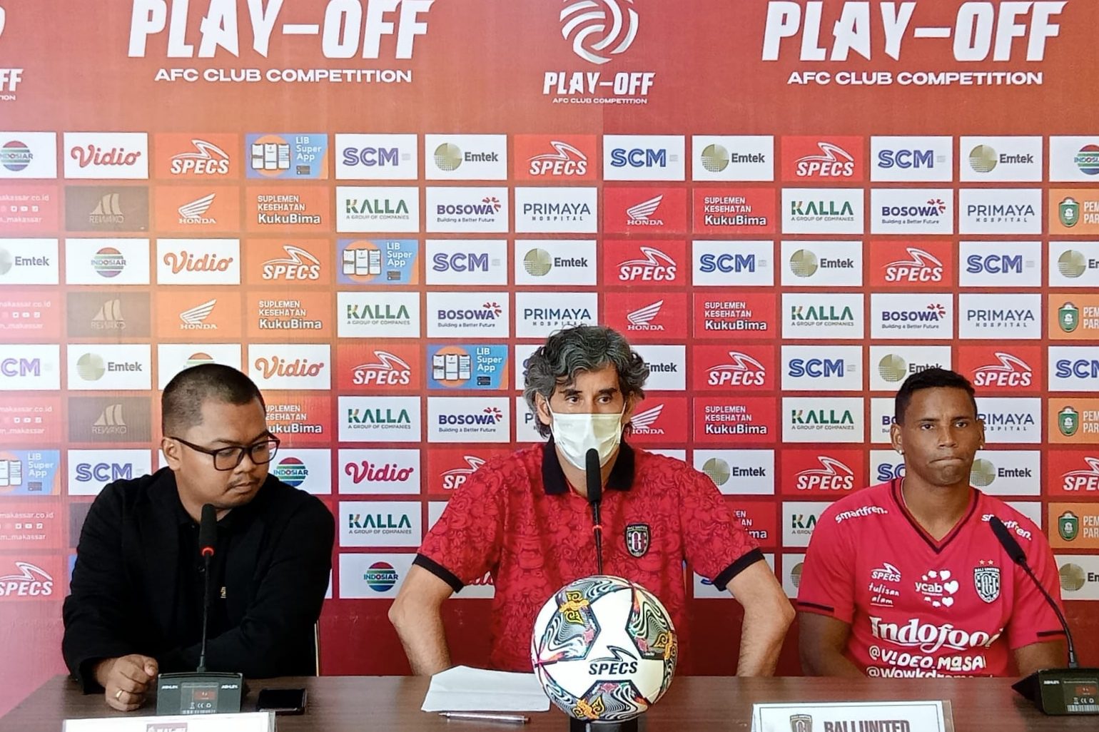 Pelatih Bali United Kritik Kualitas Rumput di Stadion Gelora BJ Habibie