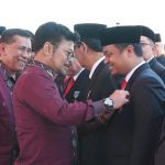 Gubernur Andi Sudirman Terima Penghargaan Satyalancana Wira Karya dari Presiden
