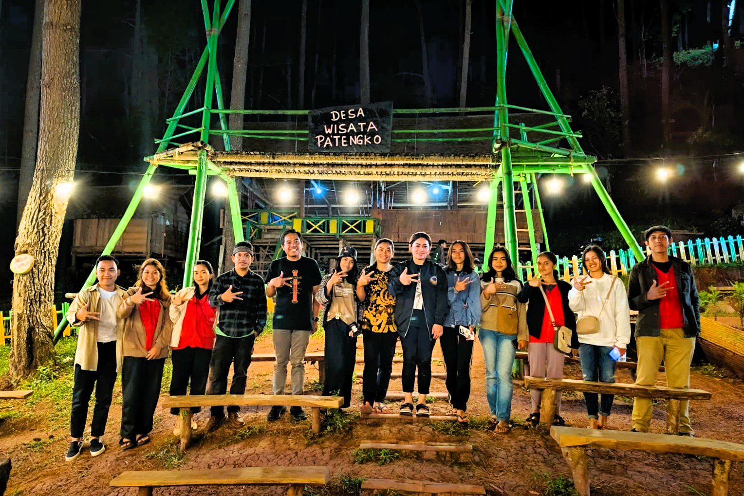 Eva Stevany Rataba Kagumi Keindahan Desa Wisata Lembang Pa’tengko Tana Toraja 2 Eva Stevany Rataba Kagumi Keindahan Desa Wisata Lembang Pa’tengko Tana Toraja