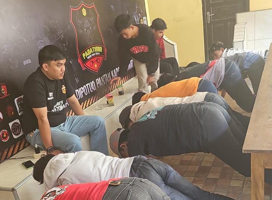 Sekelompok Pemuda di Toraja Ditangkap Usai Kencingi dan Ubrak-abrik Kios Warga
