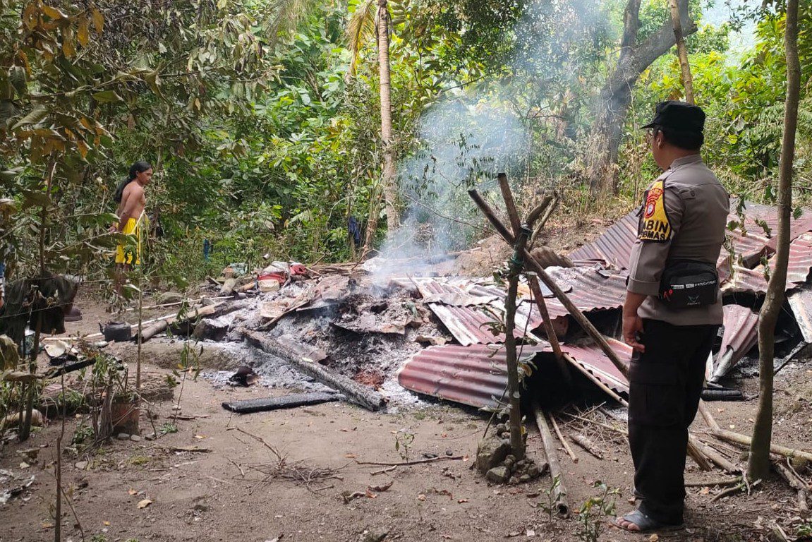 Rumah Panggung di Rano Tana Toraja Dilalap Api, Lansia 65 Tahun Alami Luka Bakar