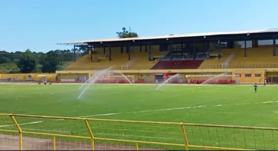Pemkot Parepare Hadirkan Alat Sprinkler di Stadion GBH